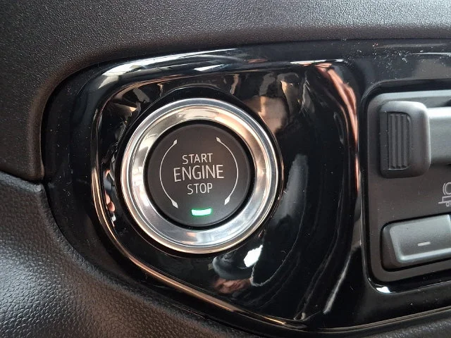 New 2026 Onyx Black GMC Elevation image 19