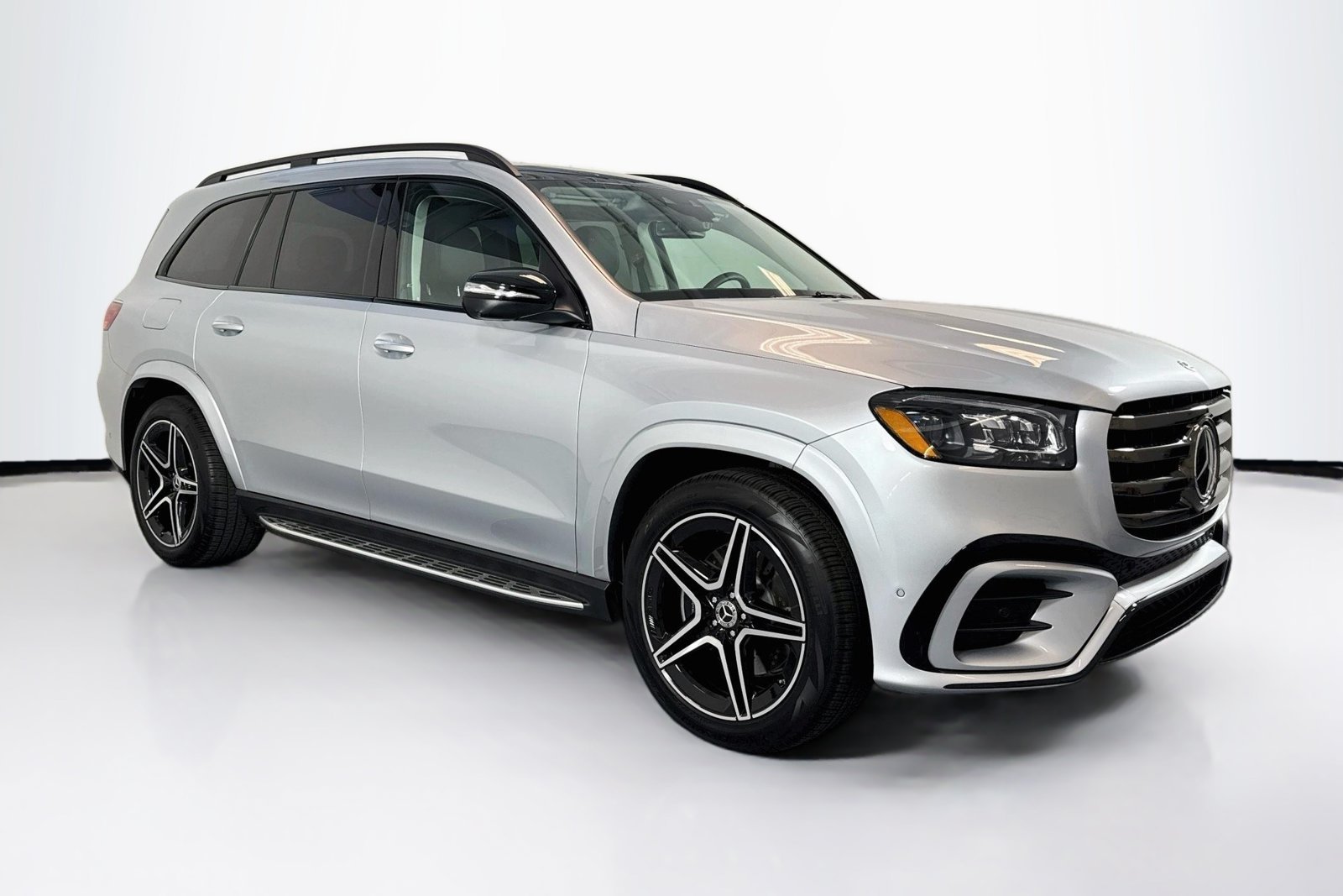 New 2026 Cirrus Silver Metallic Mercedes-Benz GLS 450 image 3