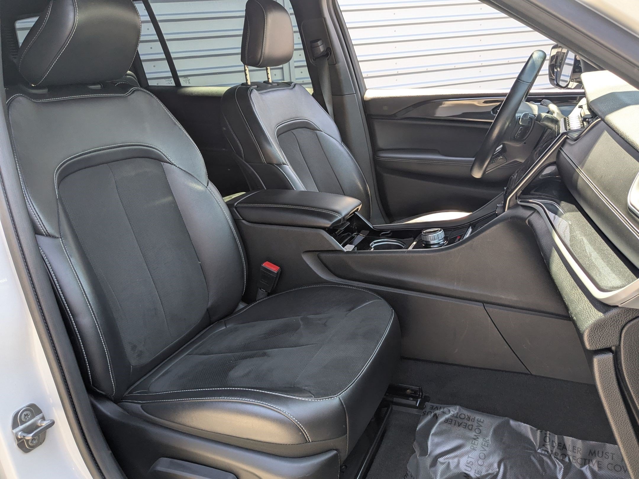 Used 2021 Bright White Clearcoat Jeep Altitude image 33