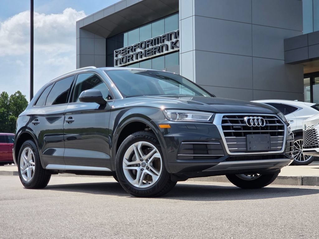 Used 2018 Audi Q5 Premium with VIN WA1ANAFY9J2034138 for sale in Fort Wright, KY