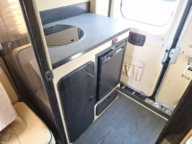 Used 2022 Silver Ram High Roof image 30