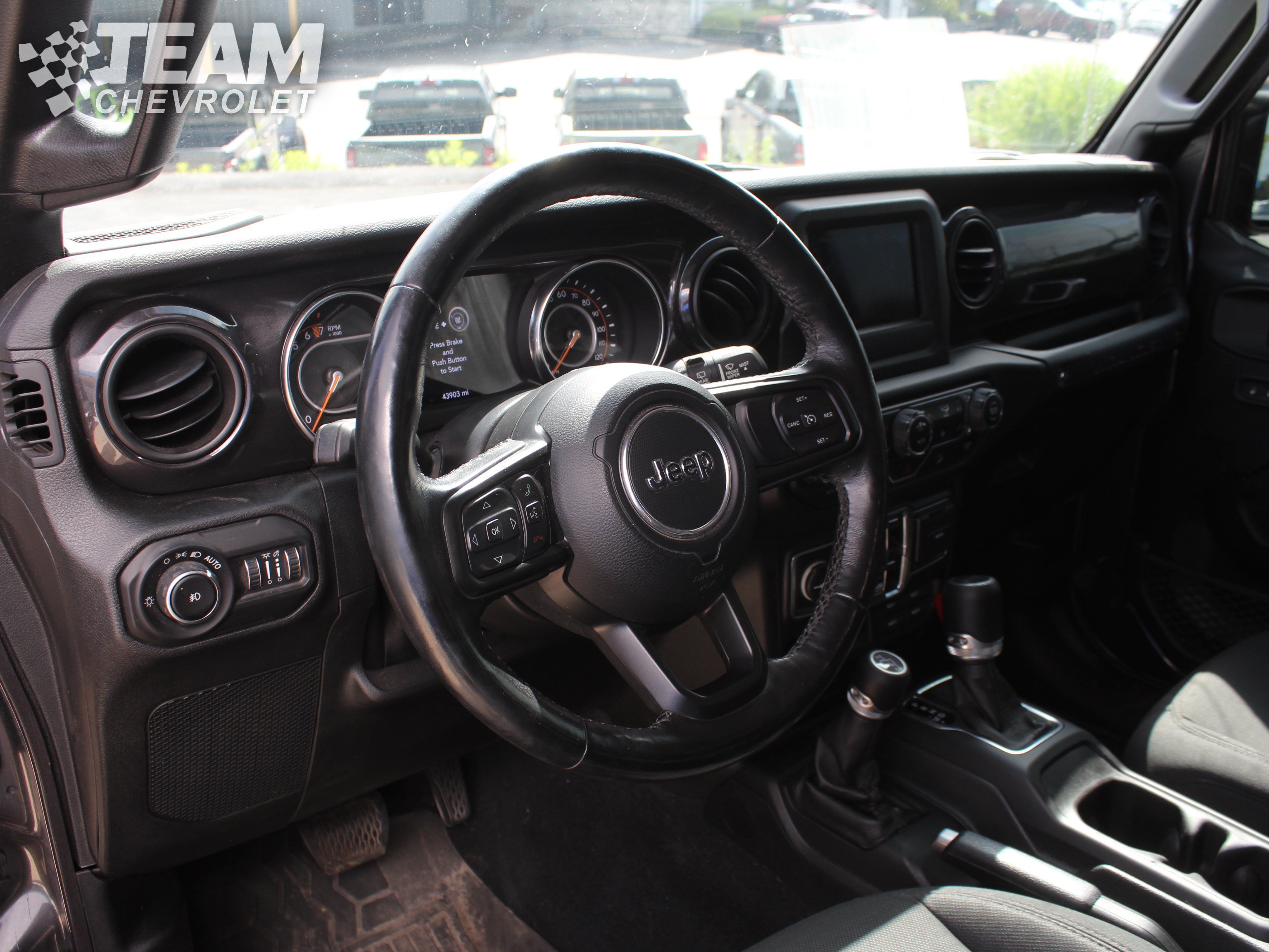 Used 2021 Gray Jeep Sport Altitude 4x4 image 12