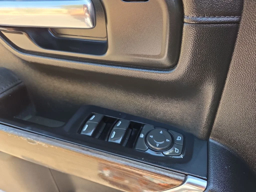Used 2020 Red Chevrolet LT image 14