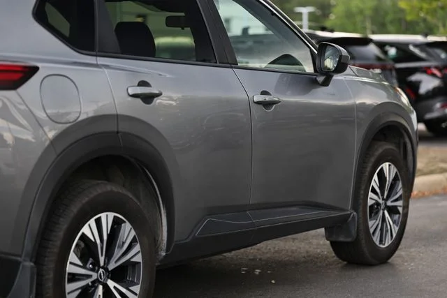 Used 2023 Gun Metallic Nissan SV image 7