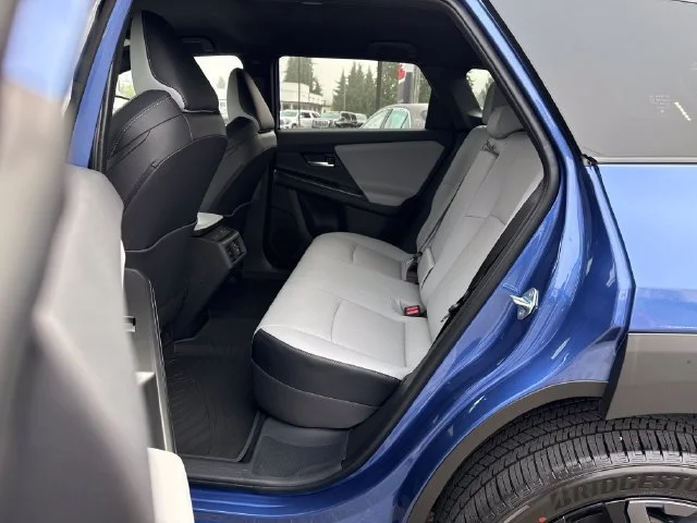 New 2027 DAYBREAK BLUE PEARL Subaru Limited image 16