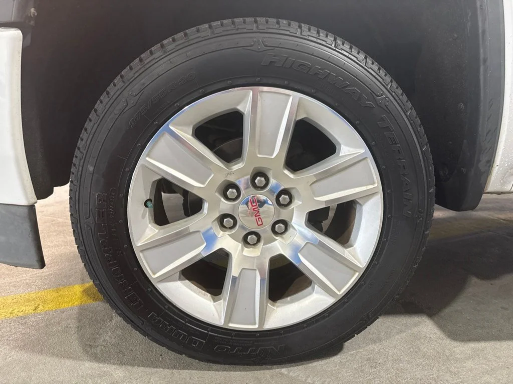Used 2016 Summit White GMC Base image 15