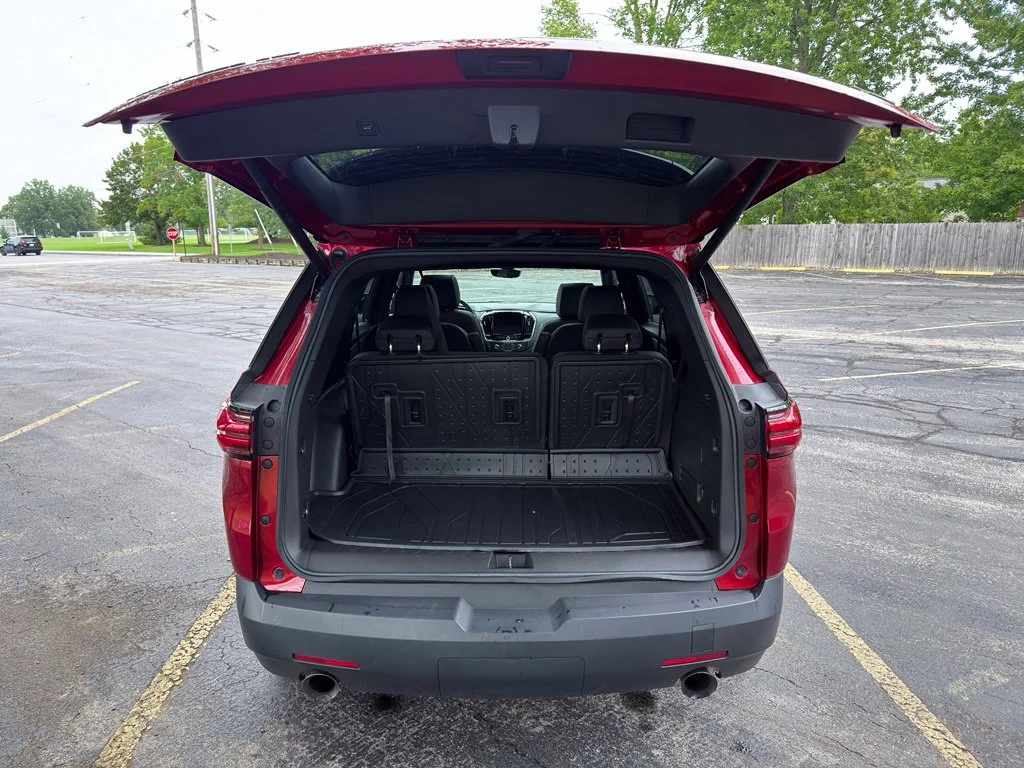 Used 2023 Red Chevrolet RS image 22
