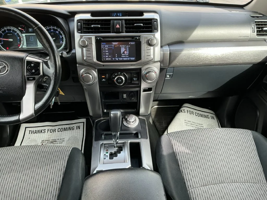 Used 2016 Blue Toyota SR5 image 26