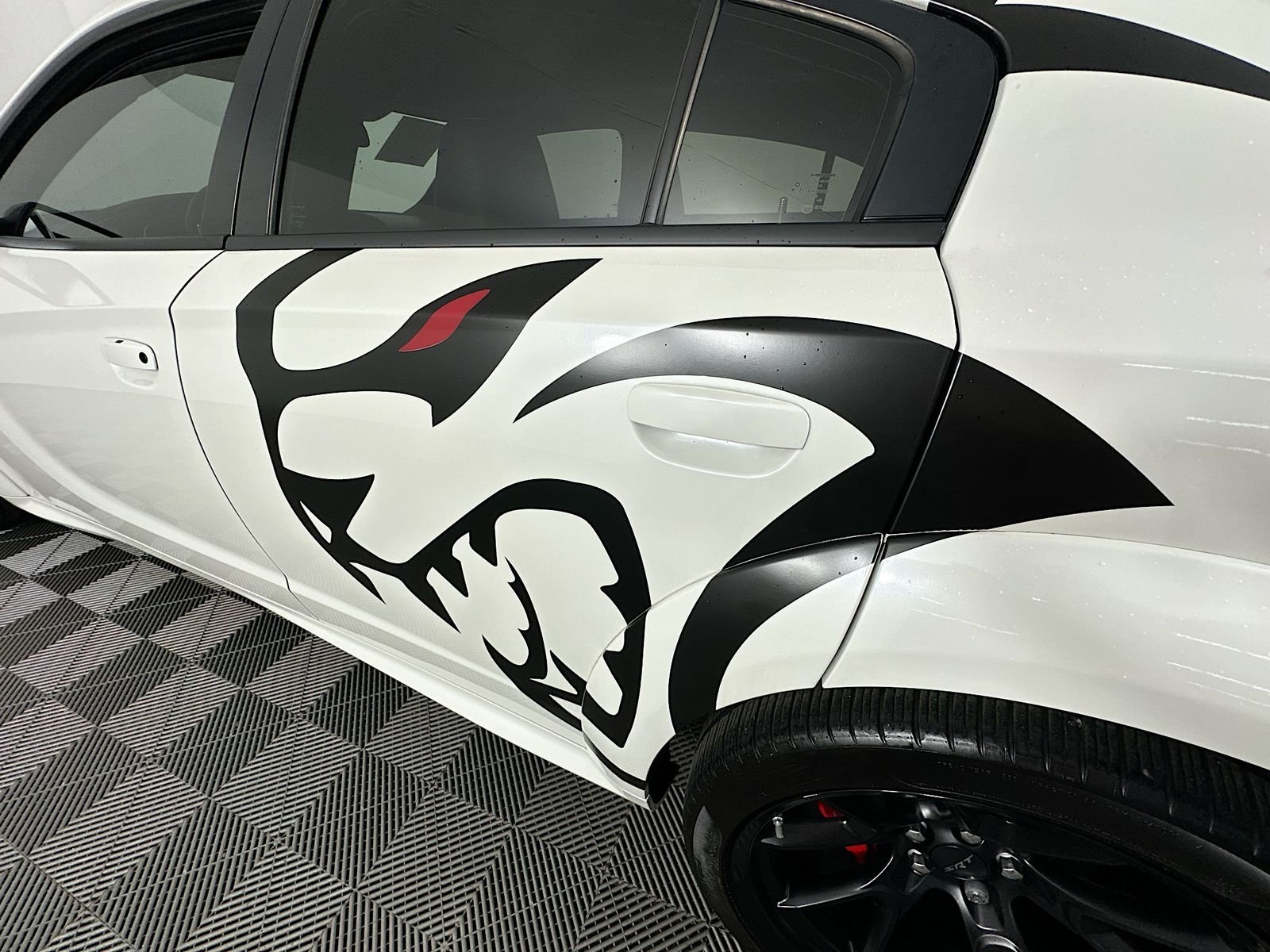 Used 2023 White Knuckle Clearcoat Dodge SRT Hellcat Redeye Widebody Jailbreak image 33