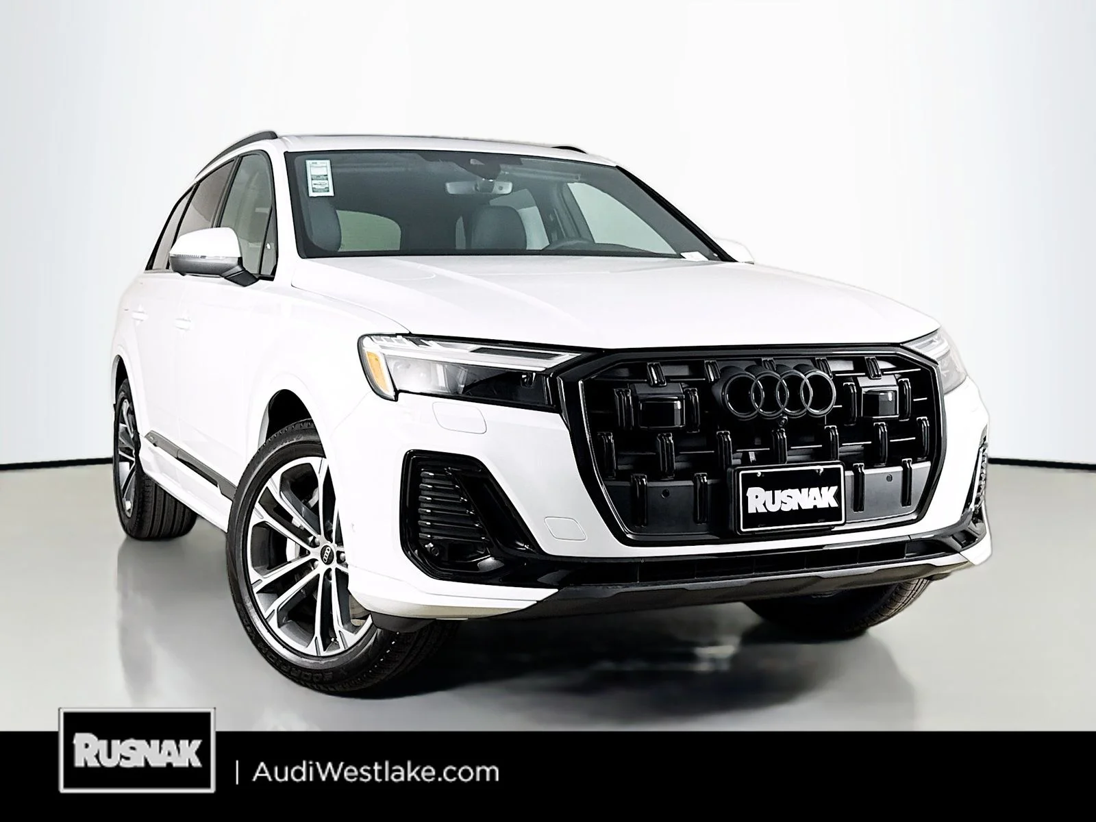 New 2026 Audi Q7 45 Premium quattro 4D Sport Utility