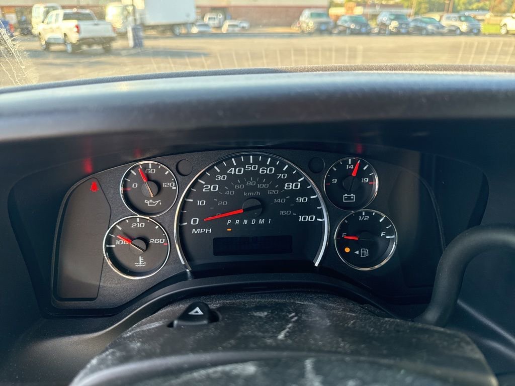 2025 Chevrolet Express Cargo Work Van - Photo 30