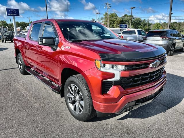 Used 2023 RADIANT RED TINTCOAT Chevrolet RST image 10