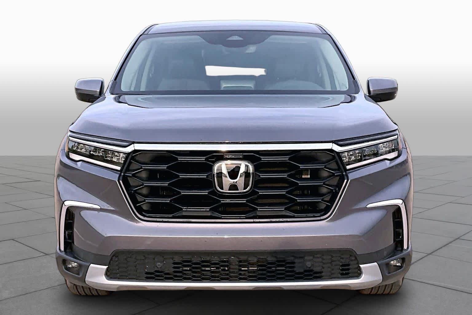 Certified Used 2025 GRAY Honda EX-L image 4