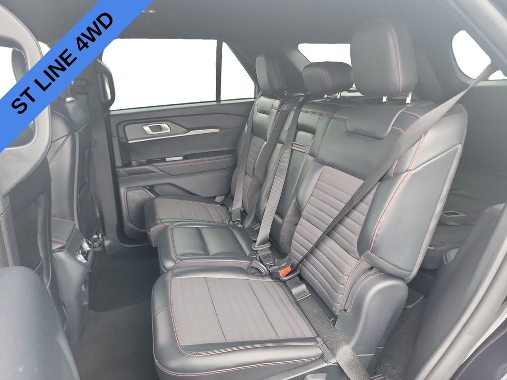 Used 2025 Black Ford ST-Line image 23