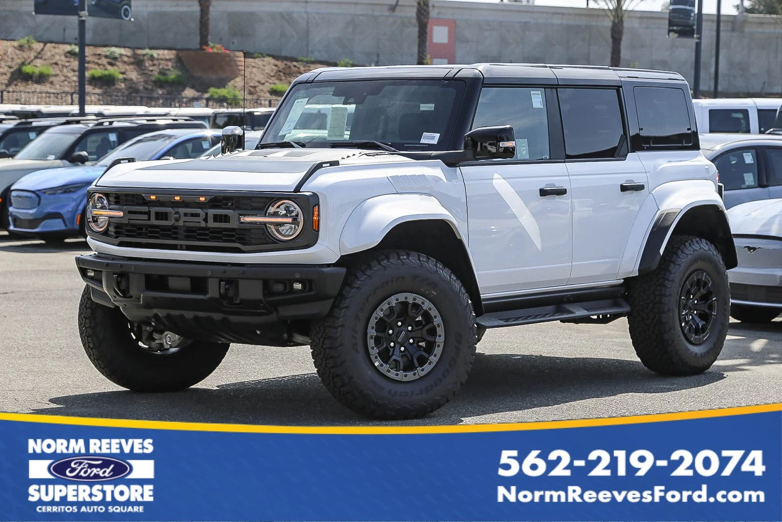 2025 Ford Bronco Raptor 4x4's photo
