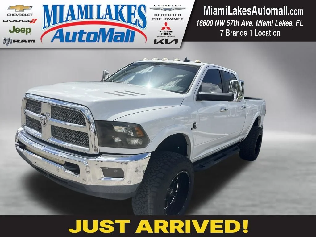 Used 2018 Bright White Clearcoat Ram Big Horn image 1