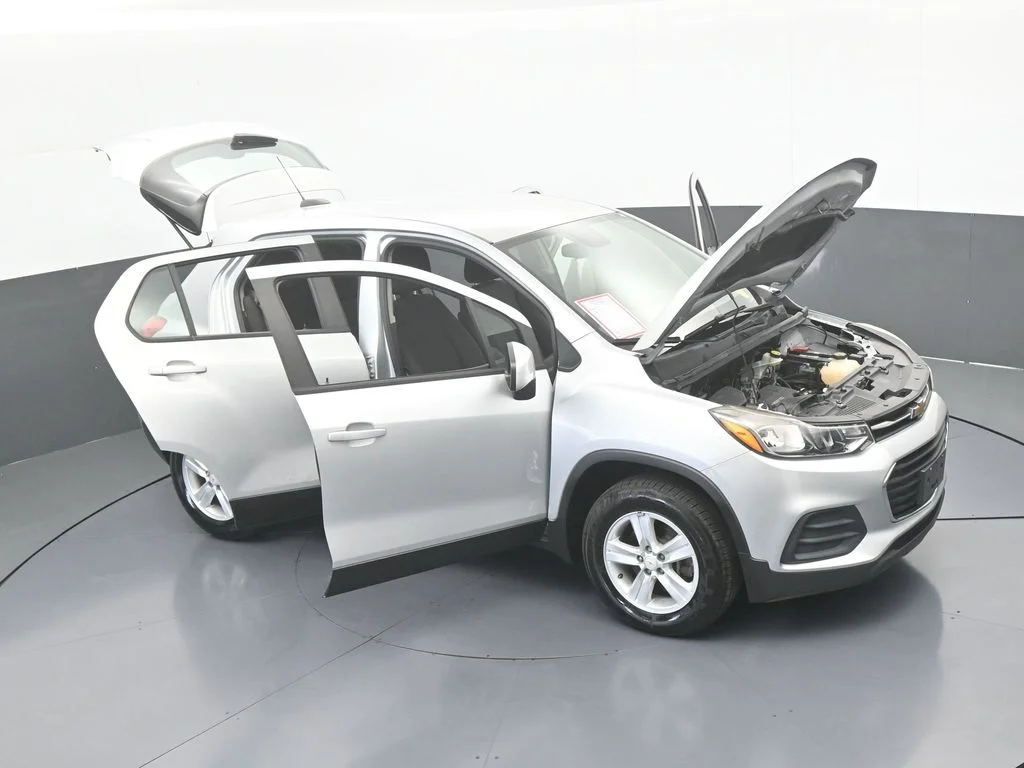 Used 2017 Silver Ice Metallic Chevrolet LS image 66