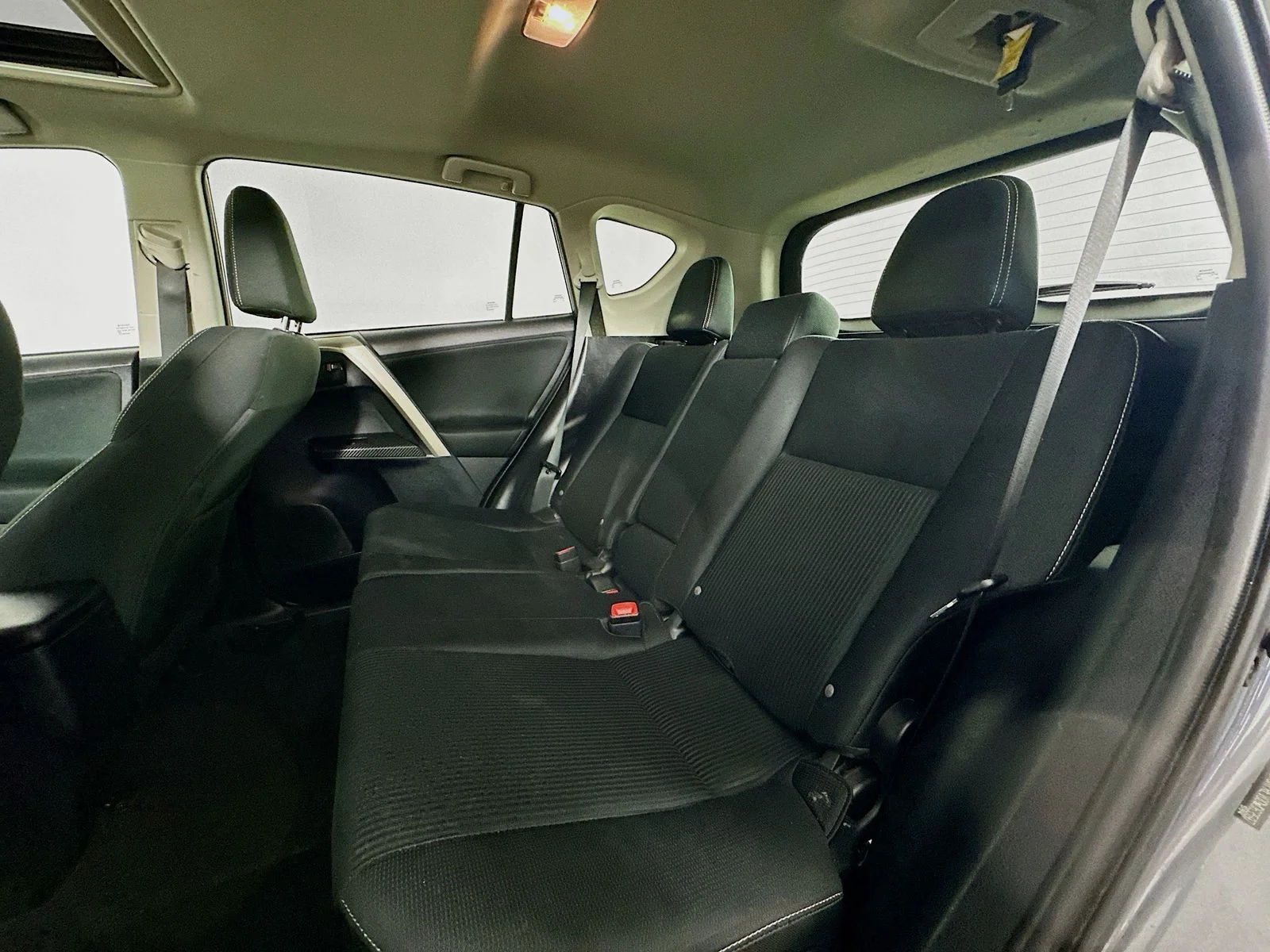 Used 2013 Gray Toyota XLE image 23