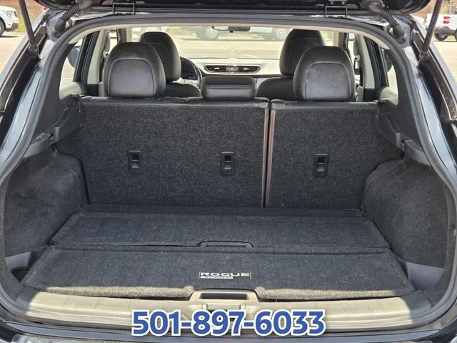 Used 2020 Black Nissan SL image 13