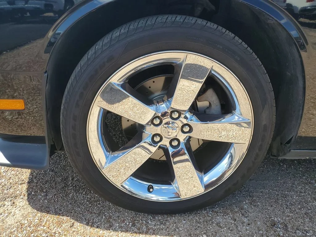 Used 2009 Black Dodge R/T image 25