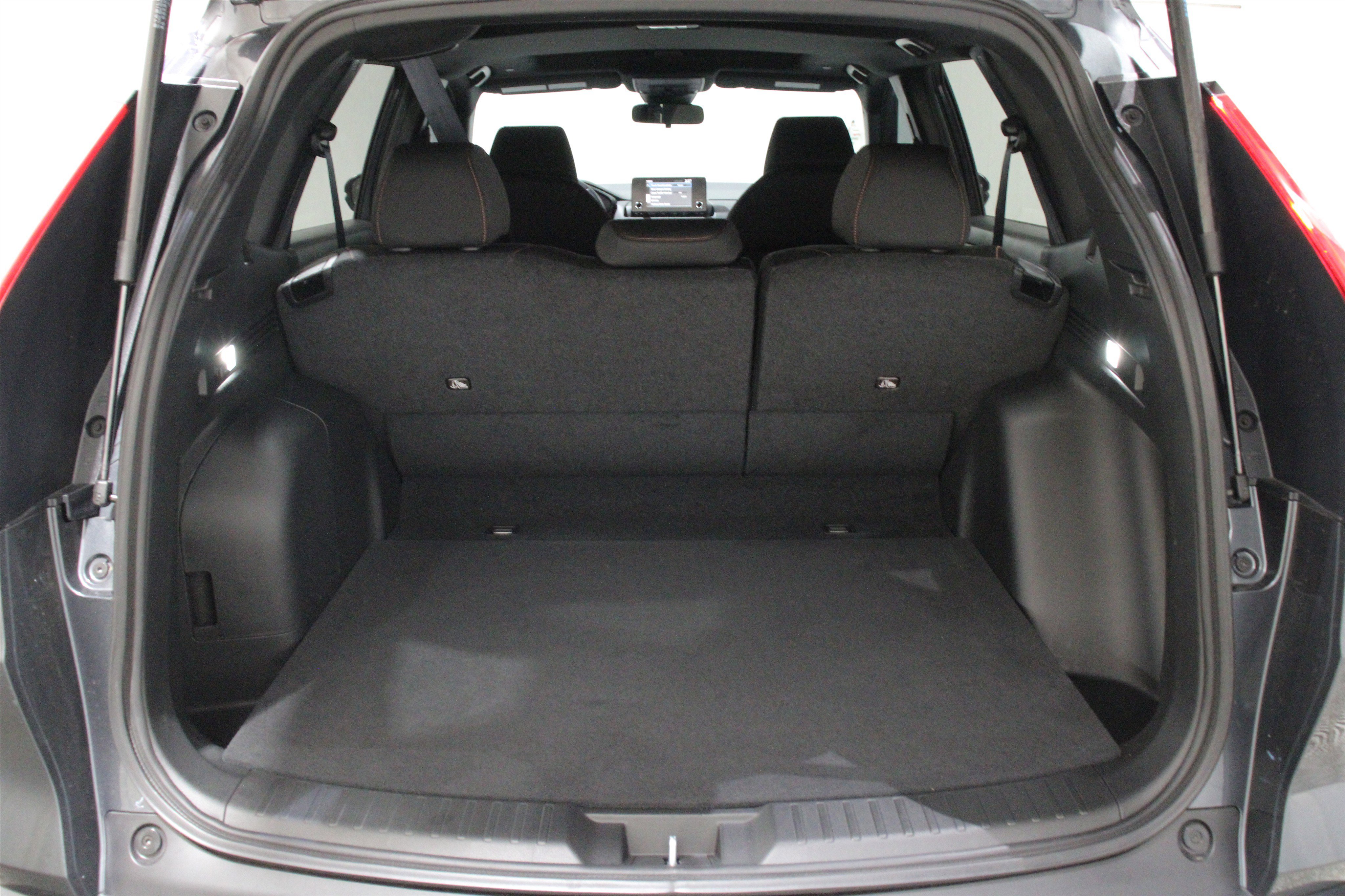 Used 2025 Urban Gray Pearl Honda Sport image 24