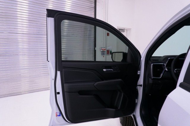 New 2026 Summit White GMC Elevation image 13