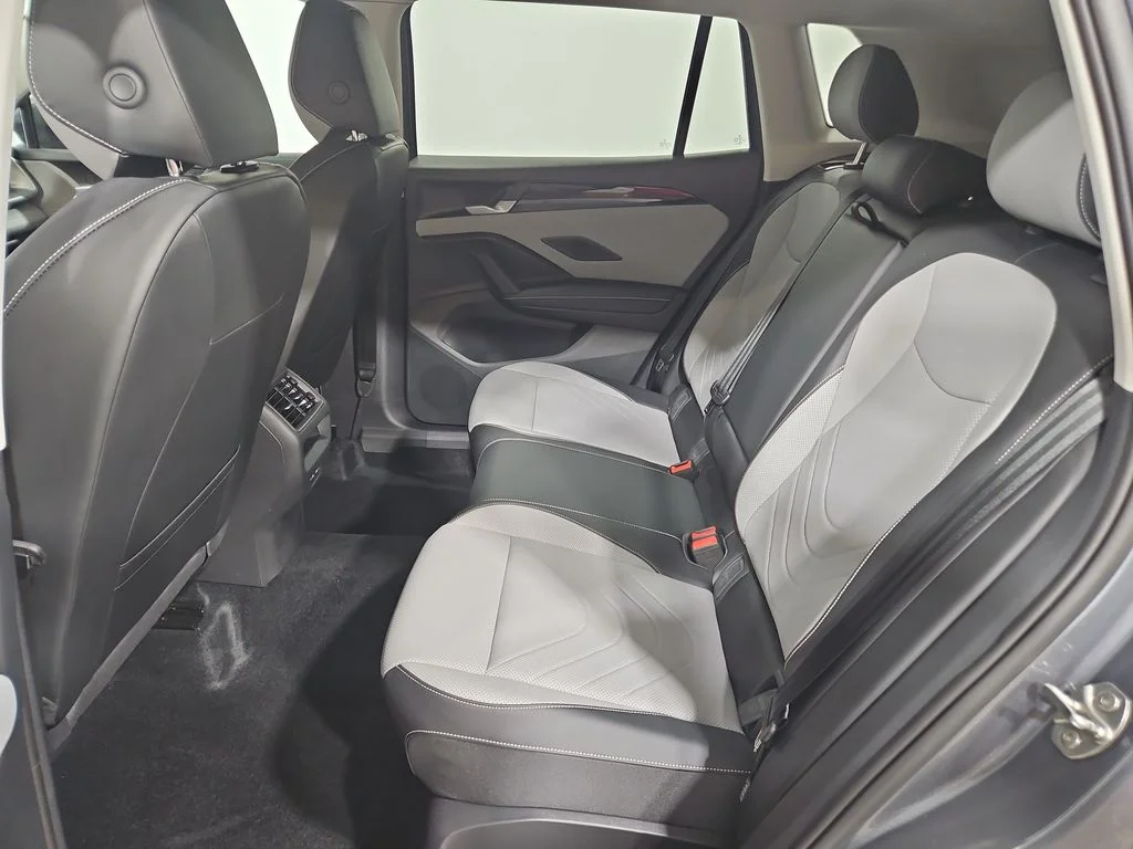 New 2026 Gray Volkswagen 2.0T SE image 24