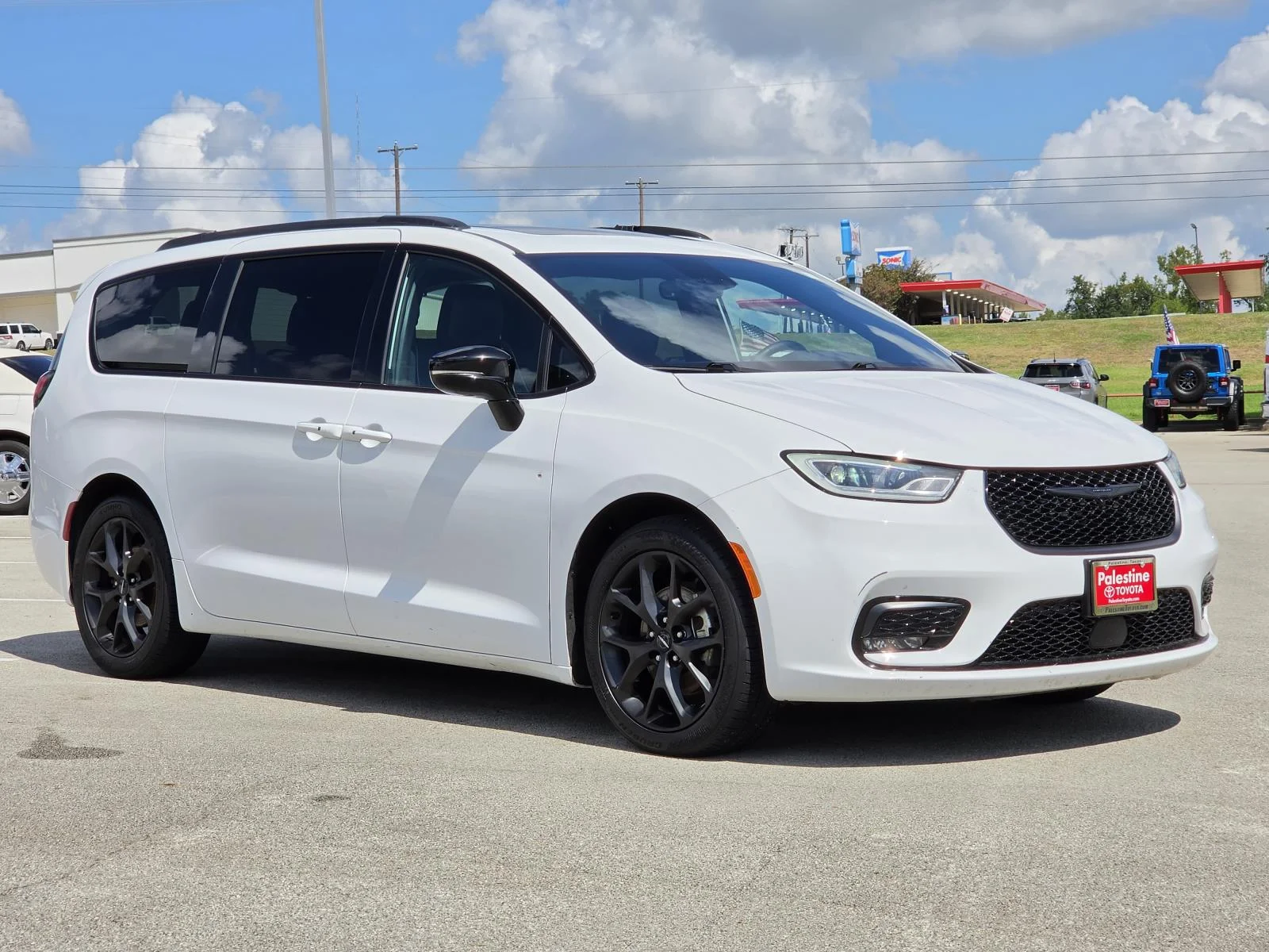 2025 Chrysler Pacifica