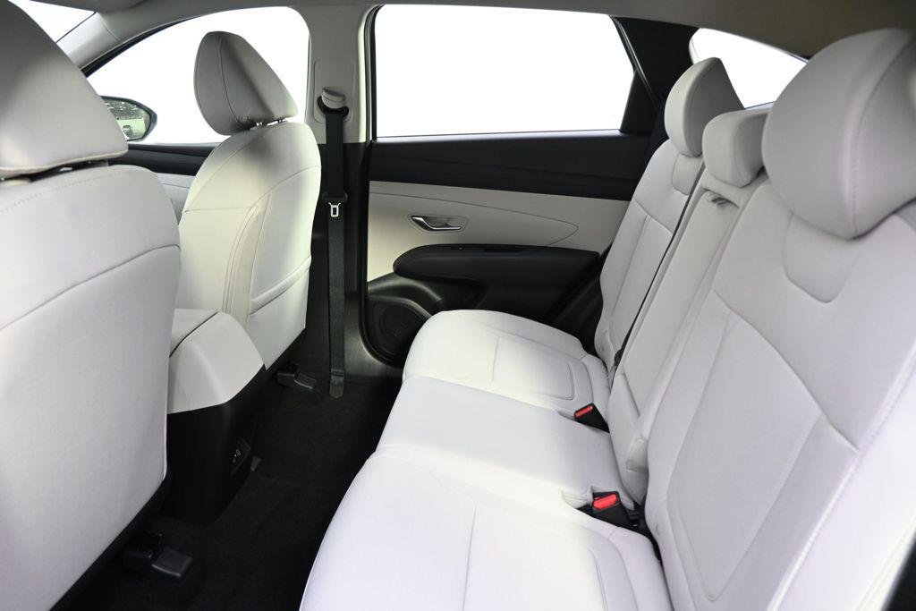 New 2026 White Pearl Hyundai SE AWD image 21