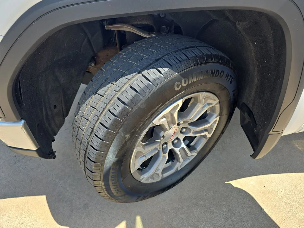 2025 GMC Sierra 1500 SLT - Photo 69