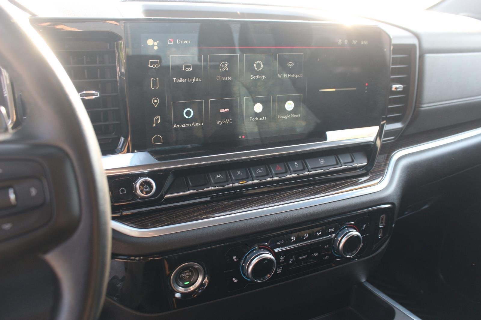 Used 2022 Dynamic Blue Metallic GMC Elevation image 23