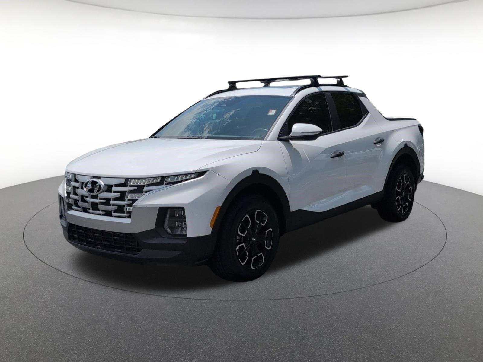 Used 2024 Atlas White Hyundai SEL image 4