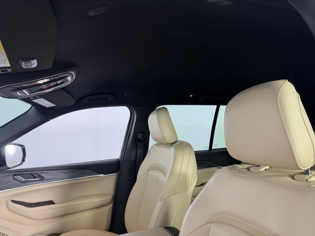 Certified Used 2024 White Jeep Limited image 24