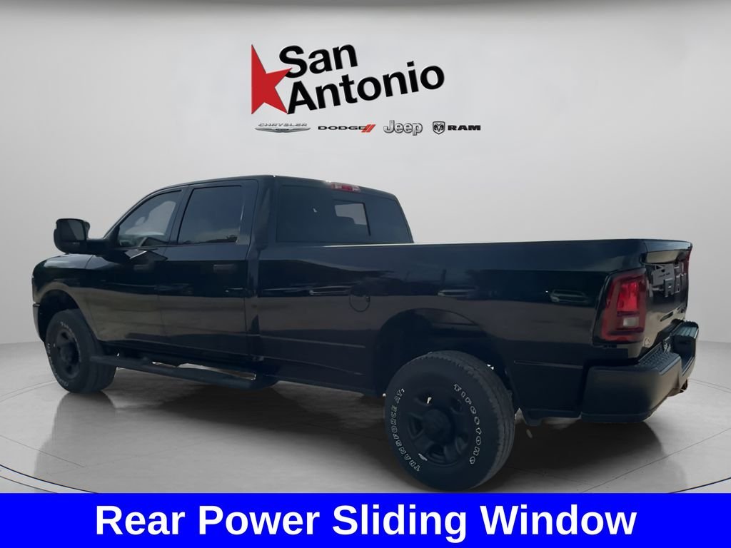 New 2026 Diamond Black Crystal Pearl-Coat Exterior Paint RAM Tradesman image 11