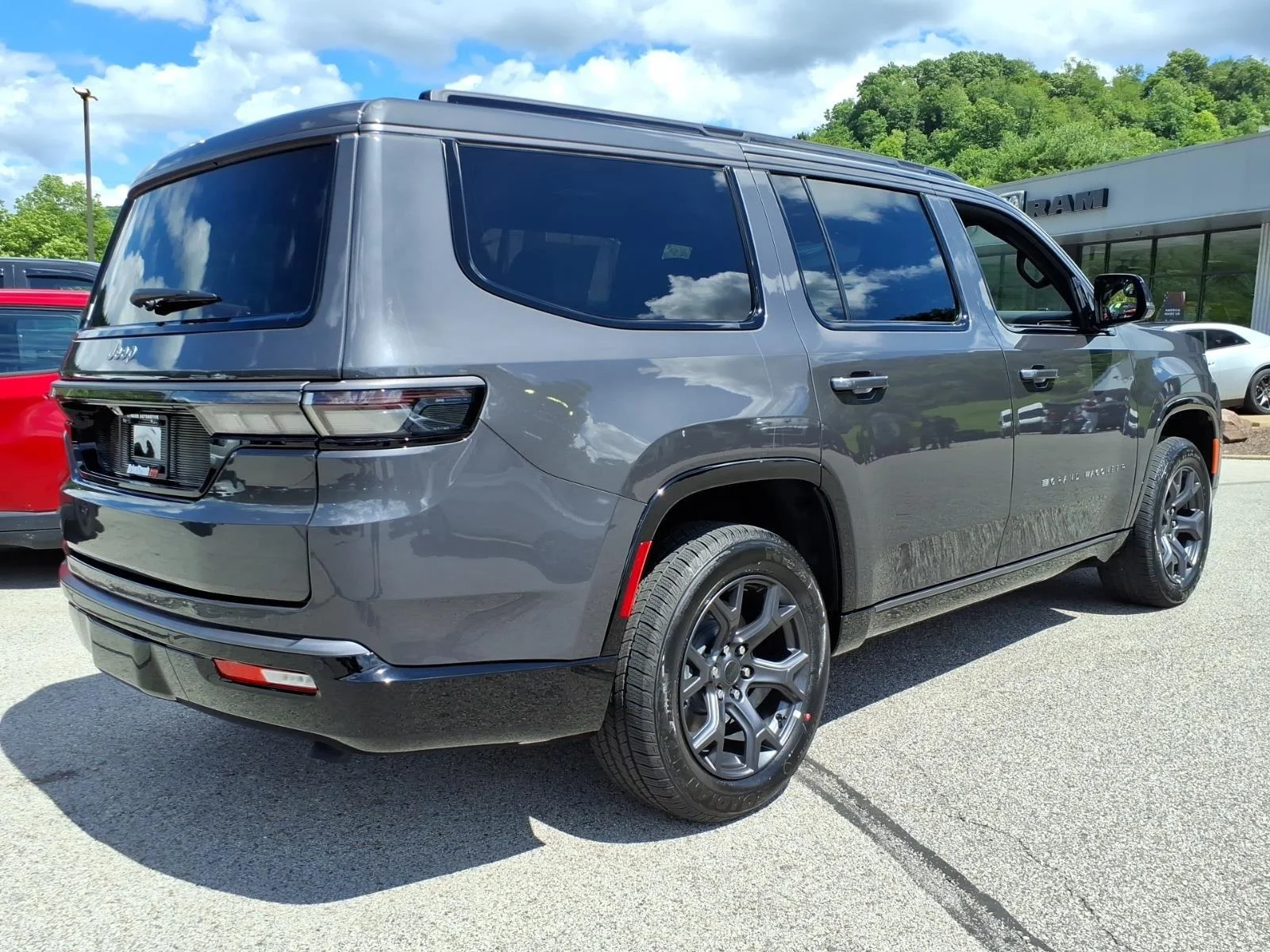 New 2026 Baltic Gray Metallic Clearcoat Jeep Limited Altitude image 2