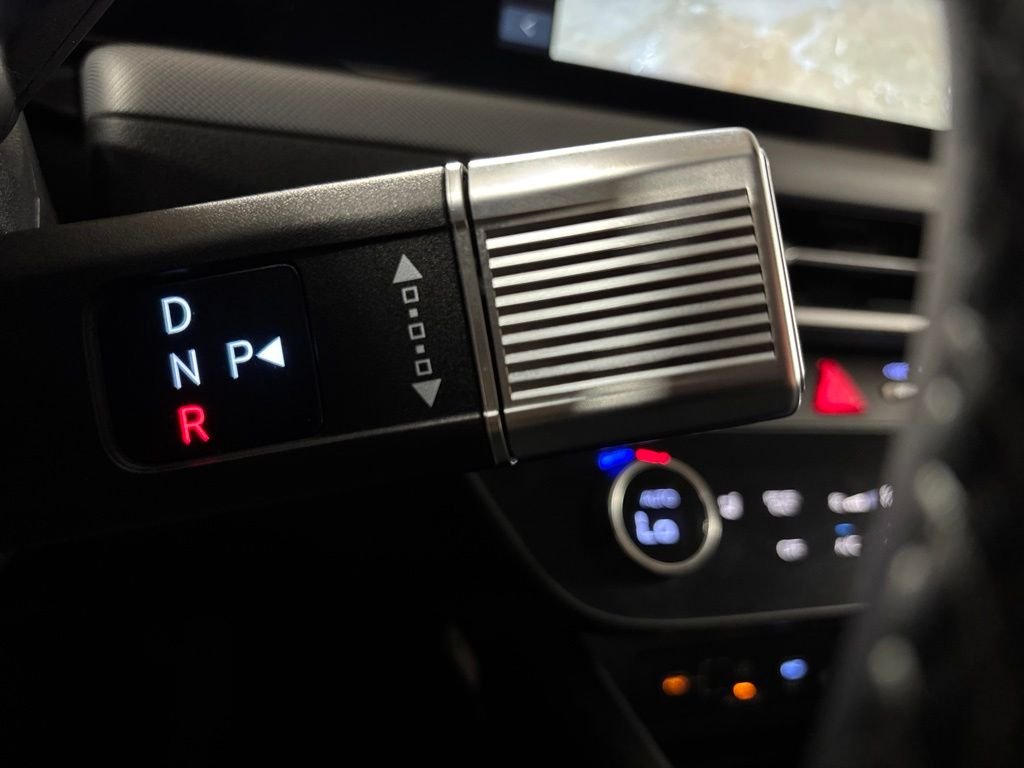 2025 Hyundai Sonata Hybrid SEL - Photo 24