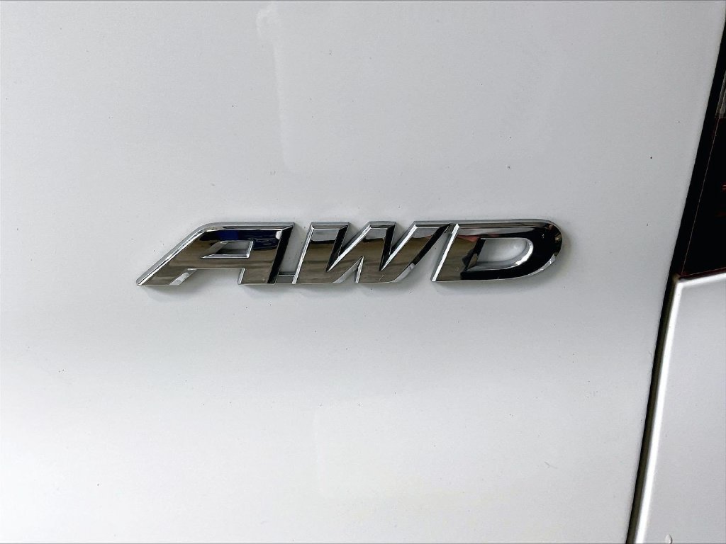 Used 2020 White Honda EX-L image 30