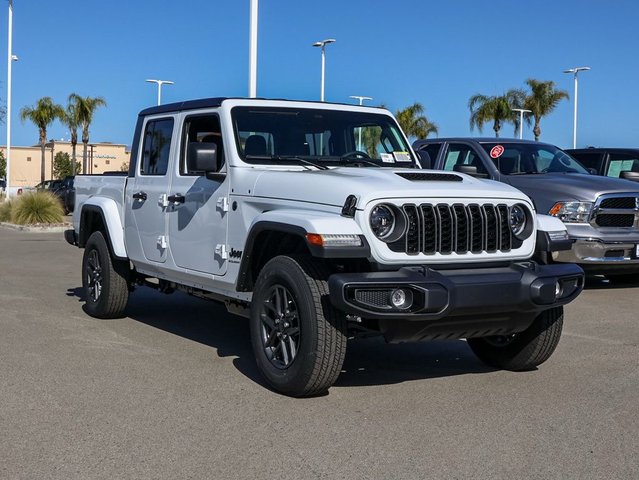 2026 Jeep Gladiator Sport S