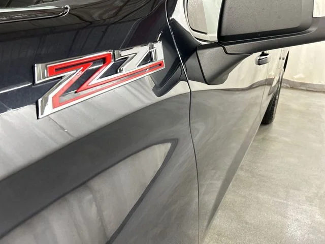Used 2023 Gray Chevrolet LT image 26
