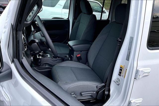 New 2026 Jeep Wrangler Willys 4D Sport Utility