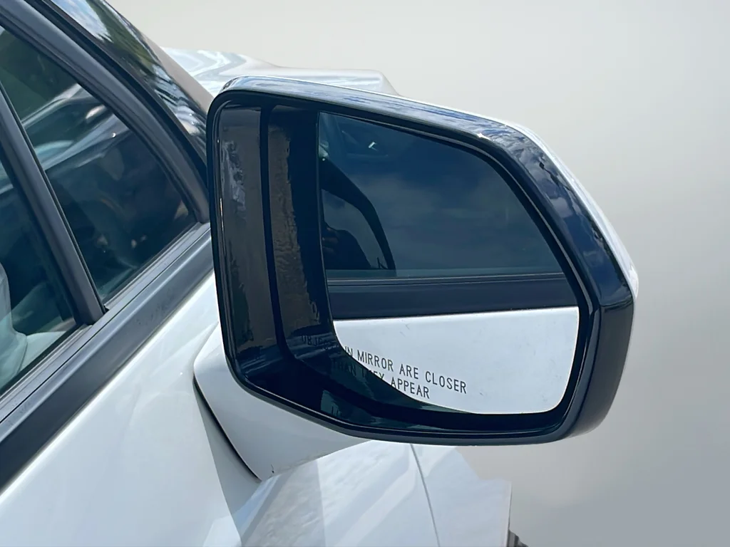 Used 2023 White Chevrolet LT image 39