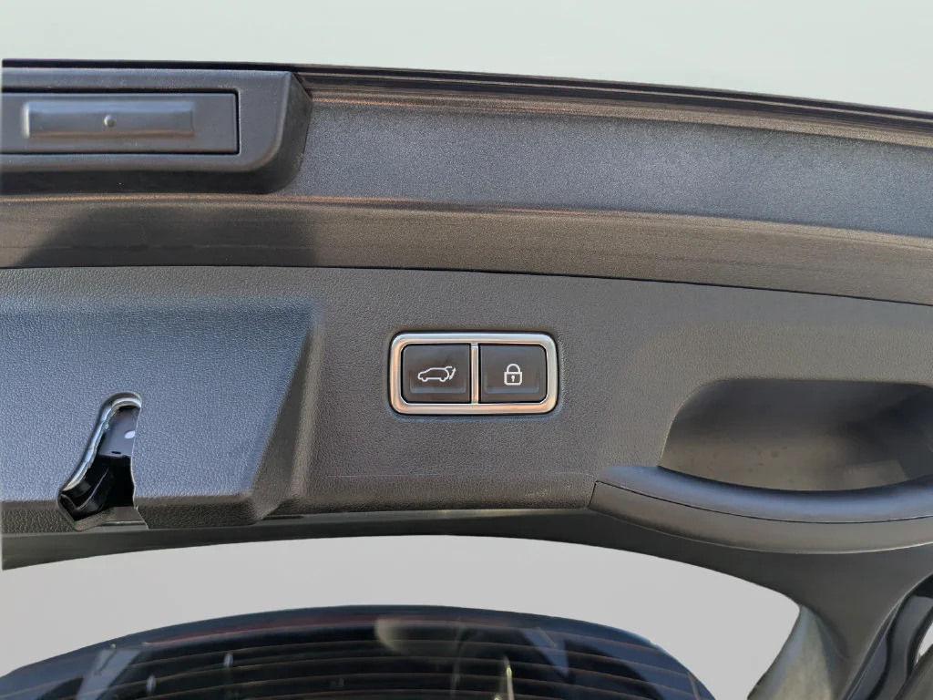 Used 2023 Gray Kia EX image 10