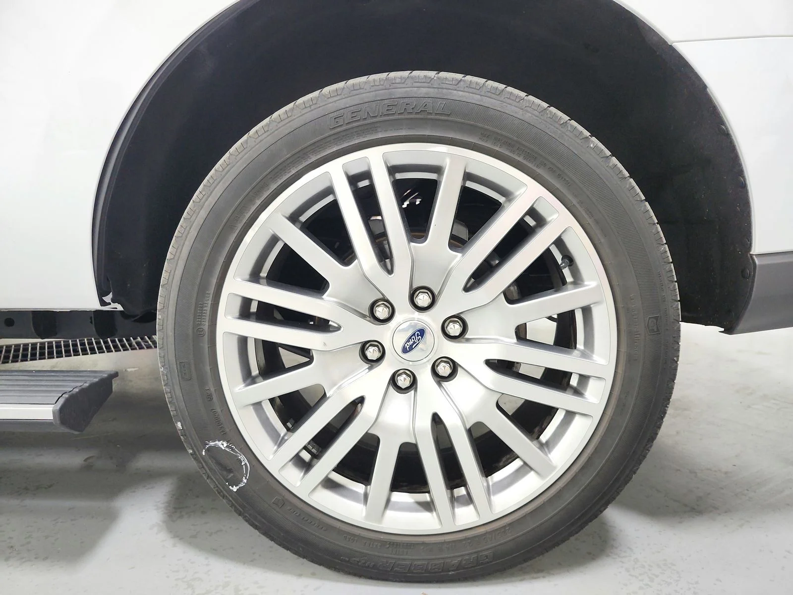 Used 2024 Oxford White Ford Limited image 51