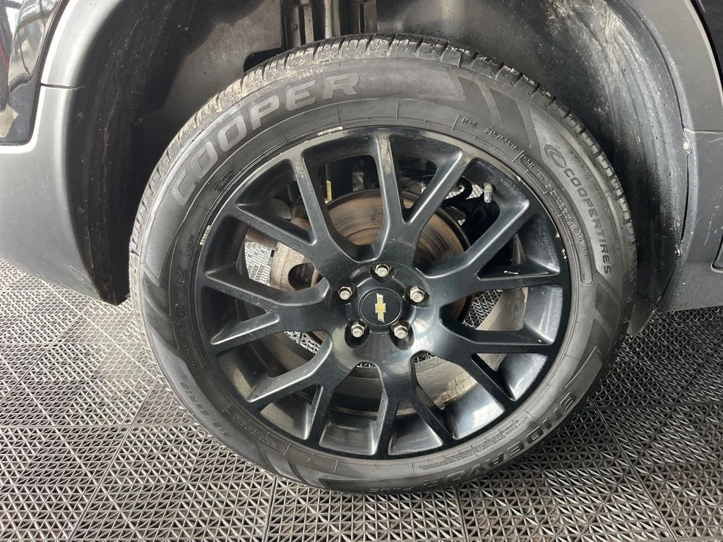 Used 2022 Black Chevrolet LT image 22