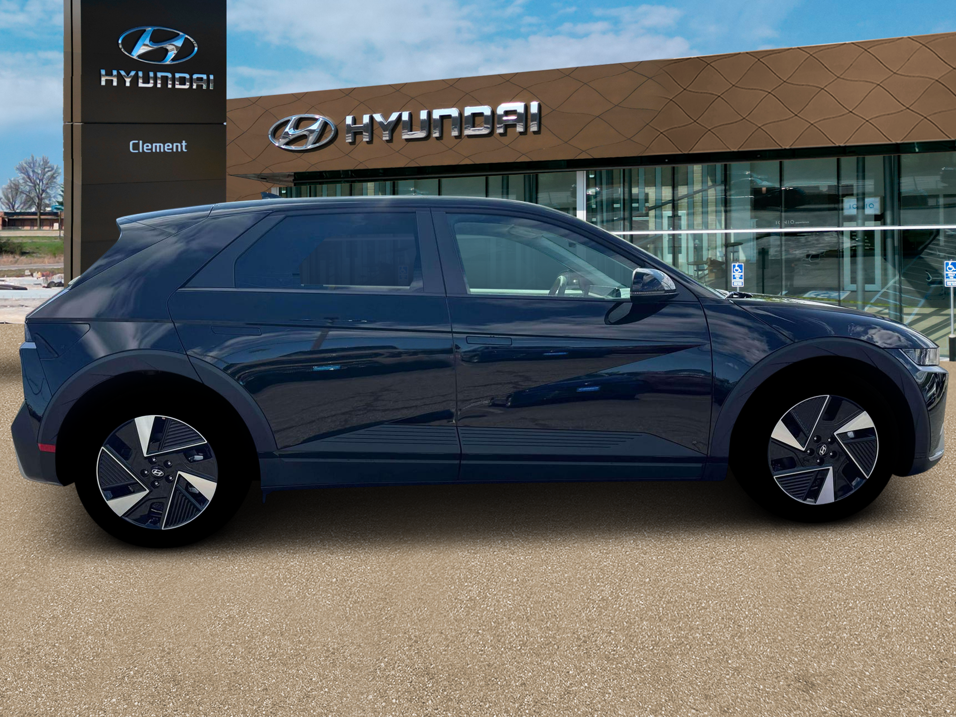 New 2026 Black Hyundai SEL image 9