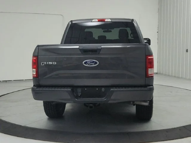 Used 2017 Gray Ford XL image 7