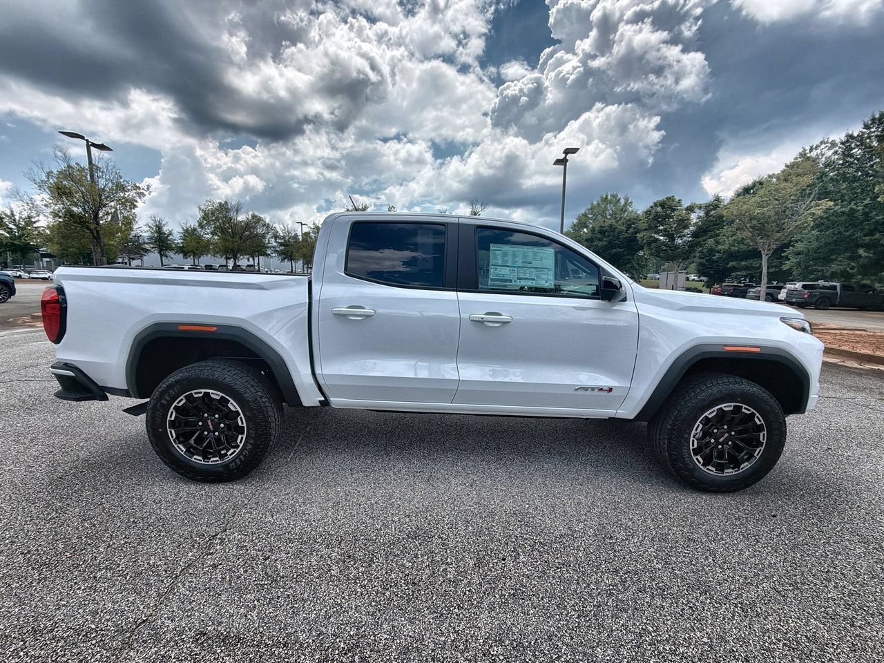 New 2026 Summit White GMC AT4 image 9