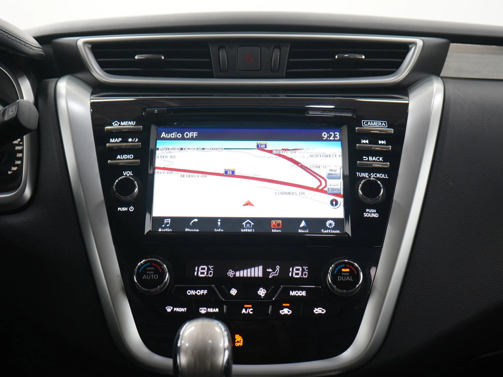 Used 2017 White Nissan SL image 15