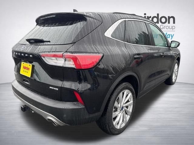 Used 2022 Black Metallic Ford Titanium image 7