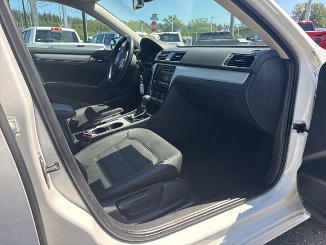 Used 2013 Tungsten Silver Metallic Volkswagen 2.5 SE image 8
